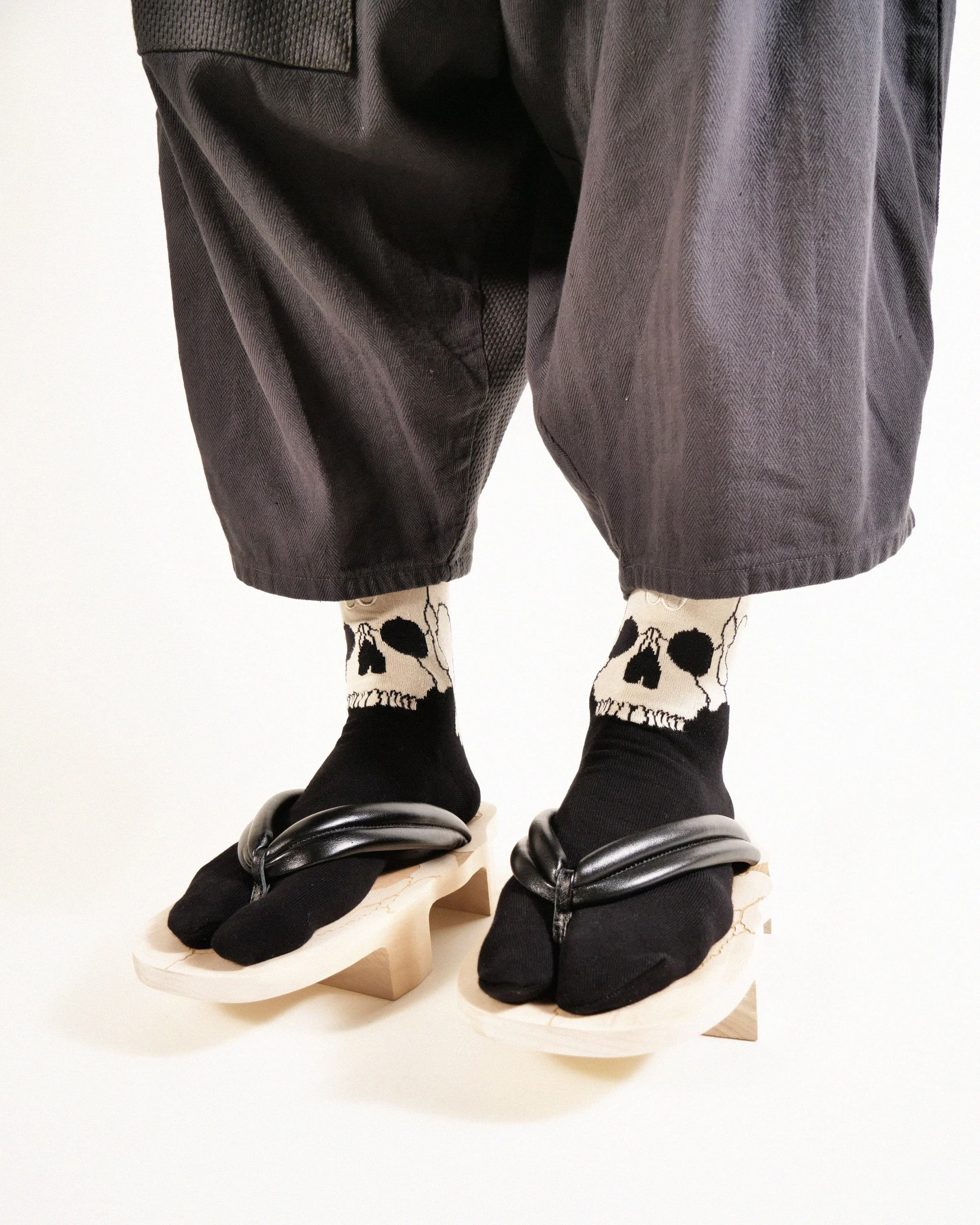 SKULL TABI SOCKS - NATURAL | Prospective Flow | Japanese Fashion
